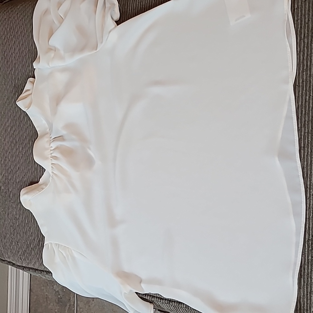 Express Cream Mock Neck Short Sleeve Blouse - Picture 10 of 10